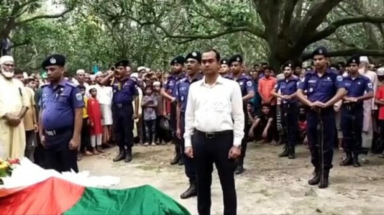 শিবগঞ্জে বীরমুক্তিযোদ্ধা কাশেমের রাষ্ট্রীয় মর্যাদায় দাফন