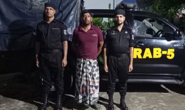 চাঁপাইনবাবগঞ্জে টলীর ধাক্কায় অটোযাত্রী নিহতের ঘটনায় পলাতক চালক আটক
