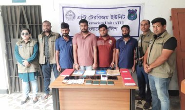 চাঁপাইনবাবগঞ্জে এন্টি টেররিজম ইউনিটের অভিযানে ৪ অনলাইন জুয়াড়ি গ্রেপ্তার