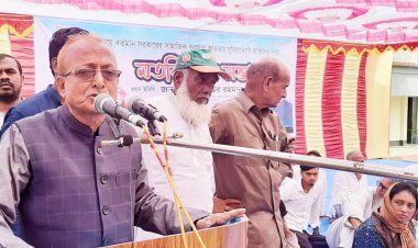 গোমস্তাপুরে সুবিধাভোগী ব্যক্তিদের নিয়ে মতবিনিময় সভা