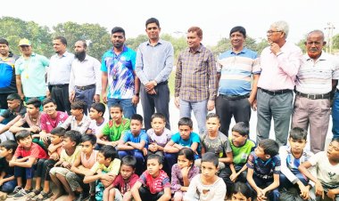 চাঁপাইনবাবগঞ্জে মাসব্যাপী সাঁতার প্রশিক্ষণ শুরু