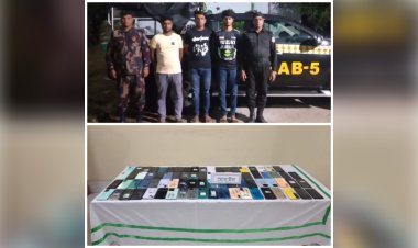 শিবগঞ্জে চোরাই মোবাইলসহ তিনজন গ্রেফতার