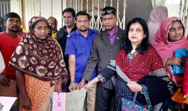চাঁপাইনবাবগঞ্জে নারীর ক্ষমতায়ন ও জীবনযাত্রার মানোন্নয়নে উঠান বৈঠক