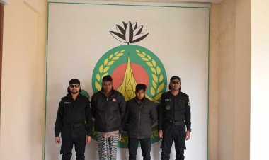 চাঁপাইনবাবগঞ্জে বিপুল পরিমাণ হেরোইনসহ বাবা-ছেলে আটক