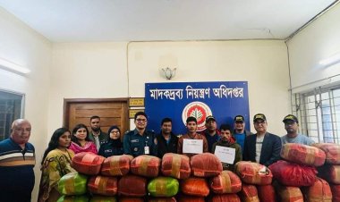 পাথর ভর্তি ট্রাকে মিললো বিপুর পরিমাণ গাঁজা আটক-২