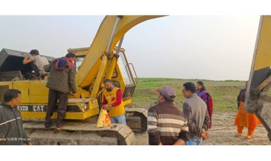 মহানন্দায় অবৈধভাবে বালু উত্তোলনের দায়ে ৫০ হাজার টাকা জরিমানা