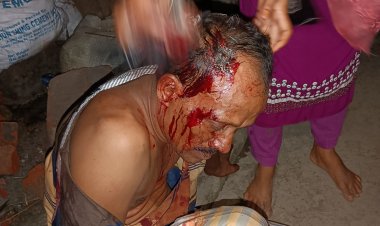 চাঁপাইনবাবগঞ্জে মদ্যপ অবস্থায় বাড়িঘড়ে হামলা, বৃদ্ধা শিশুসহ ৫ জন আহত-উল্টো আহতদের বিরুদ্ধে আদালতে মিথ্যা মামলা