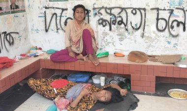প্রতিবন্ধী মা'মেয়ে থাকেন যাত্রী ছাউনিতে-ভিক্ষায় আয়ের উৎস