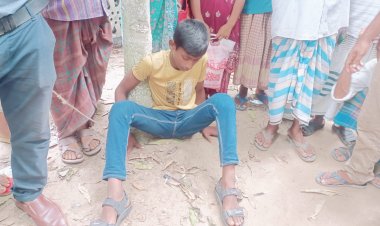 নওগাঁয় জনতার হাতে মোটরসাইকেল চোরচক্রের এক সদস্য আটক