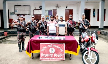 শিবগঞ্জে ভারতীয় মোবাইলসহ দুইজন আটক