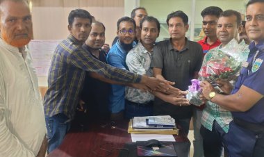 নবাগত ওসির সাথে নিয়ামতপুর প্রেসক্লাবের সদস্যদের মতবিনিময়