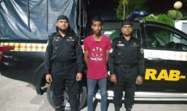 শিবগঞ্জে অভিযান চালিয়ে ফেন্সিডিলসহ একজন গ্রেফতার