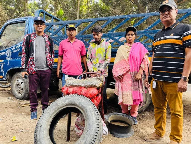 নাটোরে গাড়ির চাকায় মিললো গাঁজা'গ্রেফতার-১