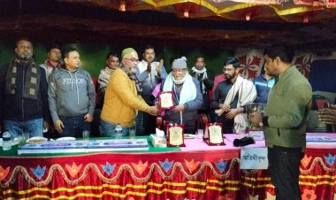 নিয়ামতপুরে একদিনের ব্যাডমিন্টন টূর্ণামেন্টের ফাইনাল