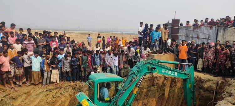 গভীর নলকূপের গর্তে পড়ে প্রাণ গেল সেলিমের