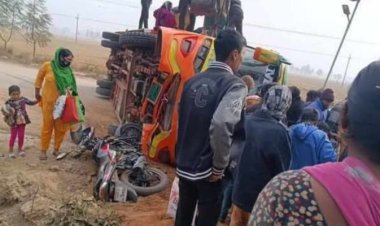 নওগাঁয় বছরের প্রথম দিন রোড এক্সিডেন্টে নিহত-২ আহত-৪