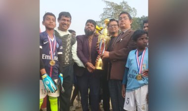 জেলা পর্যায়ে প্রাথমিক বিদ্যালয় গোল্ডকাপ ফুটবল টুর্নামেন্টে নিয়ামতপুর উপজেলা চ্যাম্পিয়ন