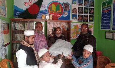 আলোর পথে স্বেচ্ছাসেবী সংগঠনের আয়োজনে শতাধিক শীতবস্ত্র কম্বল বিতরণ