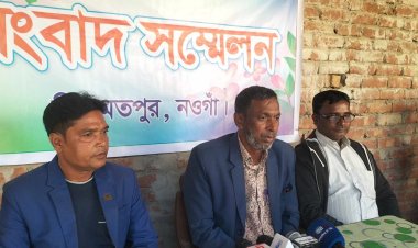 নিয়ামতপুরে চাঁদাবাজির অভিযোগে সংবাদ প্রকাশ,প্রতিবাদে সংবাদ সম্মেলন 