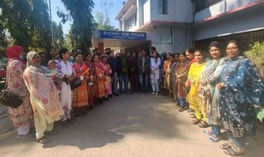 হাটহাজারী উপজেলা স্বাস্থ্য কমপ্লেক্স ভিজিটে এতদঞ্চলের জনপ্রিয় ডাক্তার শেখ ফজলে রাব্বি