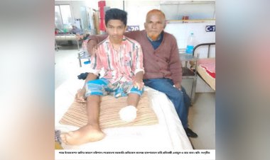 দুমকীতে বাবার অবহেলায় ছেলে মেয়ে অসহায়  