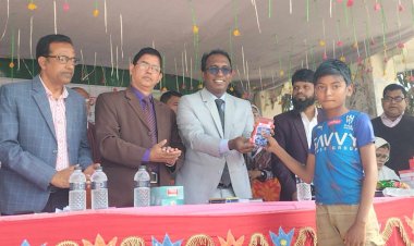 নিয়ামতপুরে উপজেলা পর্যায়ে জাতীয় প্রাথমিক শিক্ষা পদক প্রতিযোগিতা অনুষ্ঠিত