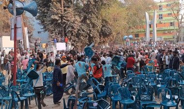 চাঁপাইনবাবগঞ্জে বিএনপির সমাবেশ,দু’গ্রুপে সংঘর্ষ-ককটেল বিষ্ফোরণ