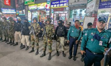 রাজশাহীতে যৌথ বাহিনীর রেড ব্লক অভিযান