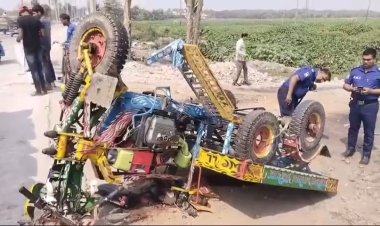 চাঁপাইনবাবগঞ্জে ট্রাক-নসিমনের সংঘর্ষে নিহত-১ আহত-১