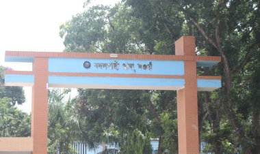 বদলগাছীতে মাদক সেবীকে আটক;মোটা অংকের রফাদফাই রাতেই ছেড়ে দেয়ার অভিযোগ