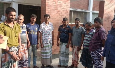 চাঁপাইনবাবগঞ্জে চুরি হওয়া অটোরিক্সা উদ্ধারসহ গ্রেফতার-৯