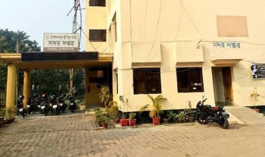 অবৈধ বিদ্যুৎ সংযোগ নিয়ে বিতর্কে চাঁপাইনবাবগঞ্জ পল্লী বিদ্যুৎ