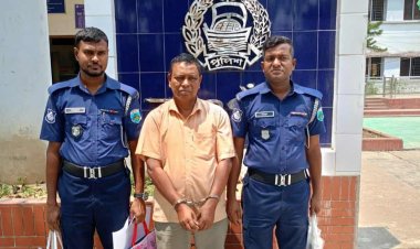 নিয়ামতপুরে প্যানেল চেয়ারম্যান গ্রেপ্তার