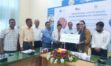 চাঁপাইনবাবগঞ্জ পৌরসভায় জিআইএস ডেটা হস্তান্তর ও আইএমআইএস ওরিয়েন্টেশন