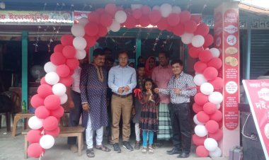 চাঁপাইনবাবগঞ্জে বগুড়ার আকবরিয়া দই-এর শাখা উদ্বোধন