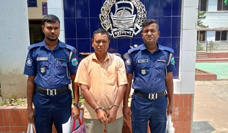নিয়ামতপুরে প্যানেল চেয়ারম্যান গ্রেপ্তার