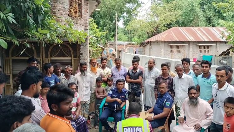 চাঁপাইনবাবগঞ্জে শ্বশুর-শাশুড়ির নির্যাতনে মারাত্মক আহত পুত্রবধূ