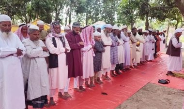 সৌদি আরবের সঙ্গে মিল রেখে নওগাঁর পত্নীতলায় ঈদুল আজহার নামাজ অনুষ্ঠিত