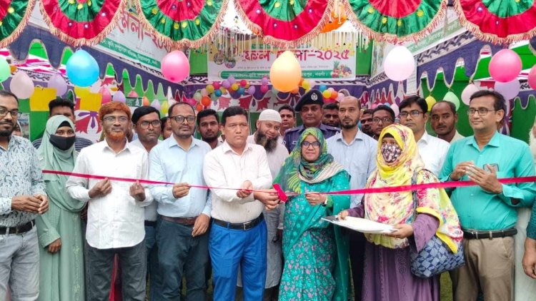 নিয়ামতপুরে তিনদিন ব্যাপী জাতীয় ফল মেলার উদ্বোধন