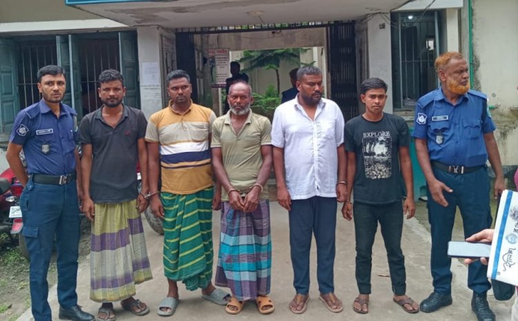 বাঘায় চোর ও মাদক কারবারিসহ পাঁচজন আটক