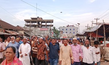 তারেক রহমানের বিরুদ্ধে কটুক্তি ও নৈরাজ্যের প্রতিবাদে দুমকিতে বিএনপির বিক্ষোভ মিছিল