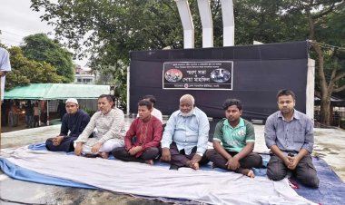 নওগাঁয় শহীদ সাংবাদিক ও মাইলস্টোন ট্র্যাজেডিতে নিহতদের স্মরণ সভা ও দোয়া মাহফিল