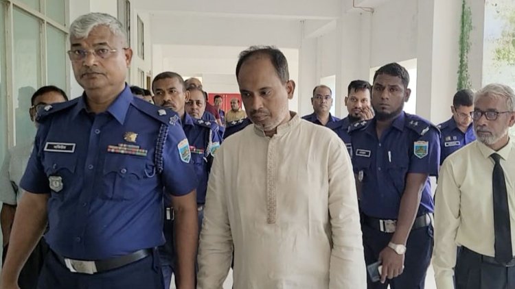 চাঁপাইনবাবগঞ্জে অপারেশন ঈগল হান্ট মামলায়-সাবেক এসপি আসাদুজ্জামান রিমান্ডে