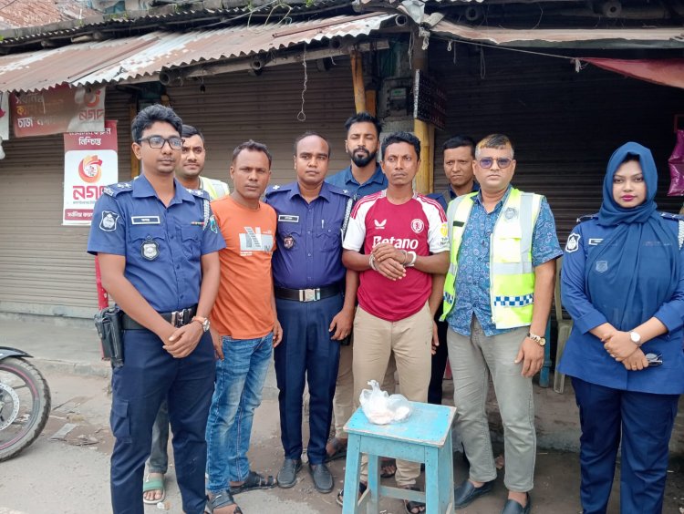 চাঁপাইনবাবগঞ্জে হেরোইনসহ কুখ্যাত ডাকাত গ্রেফতার