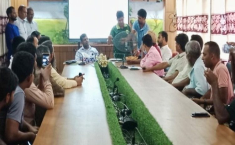 নাচোলে ওএমএস ডিলার লটারির মাধ্যমে ৬ জন নির্বাচিত