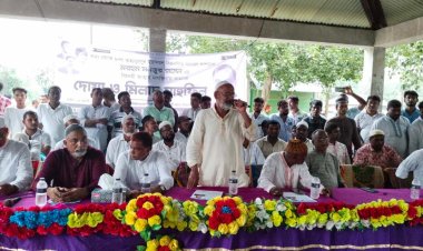 নিয়ামতপুরে বিএনপির সদস্য মনজুর রাসেলের অকাল মৃত্যুতে দোয়া ও মিলাদ মাহফিল