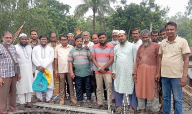 আত্রাইয়ে মহিলা কলেজে ছাদ ঢালাই উদ্বোধন