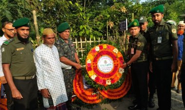 বৈষম্যবিরোধী ছাত্র আন্দোলনের শহীদদের স্মরণে বরিশালে আনসার বাহিনীর শ্রদ্ধা নিবেদন