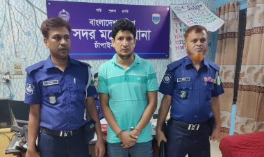 চাঁপাইনবাবগঞ্জে ছাত্রলীগের সভাপতি গ্রেফতার