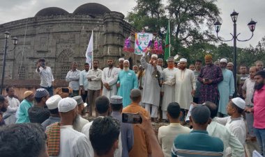 নওগাঁর মান্দায় জামায়াত প্রার্থীর গণসংযোগ ও পথসভা